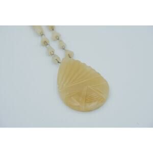 Vintage Carved Honey Chalcedony Teardrop Pendant Necklace Mid Century